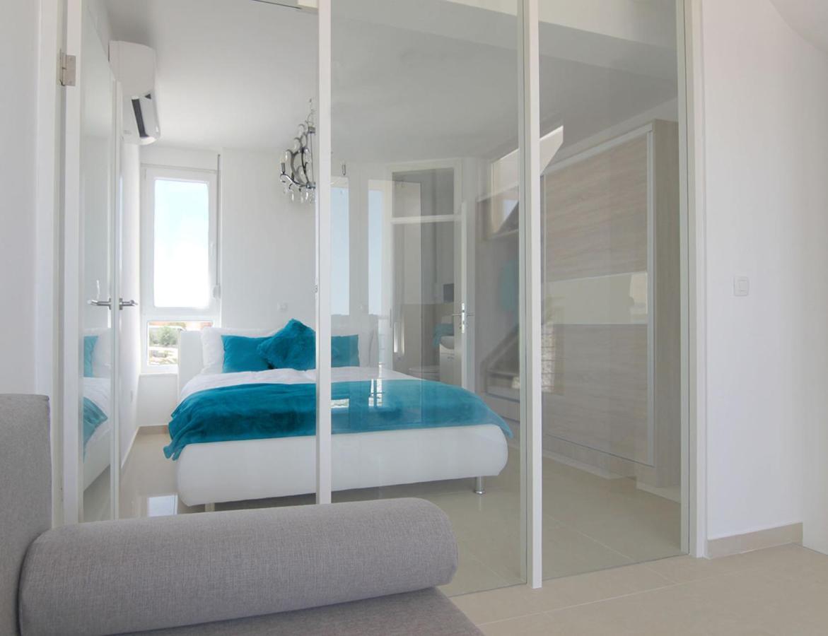 Apartments Atrium Blue Ražanac Eksteriør billede